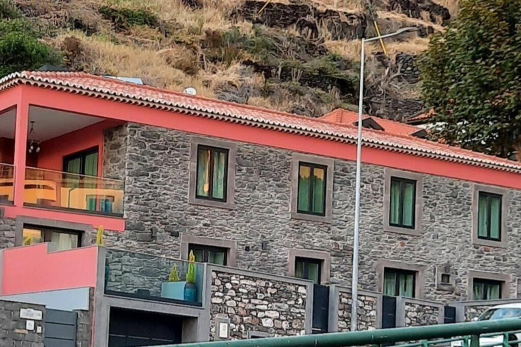 Chale Esmeralda - Charming Studios In Calheta Beach Exterior photo