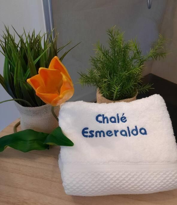 Chale Esmeralda - Charming Studios In Calheta Beach Exterior photo